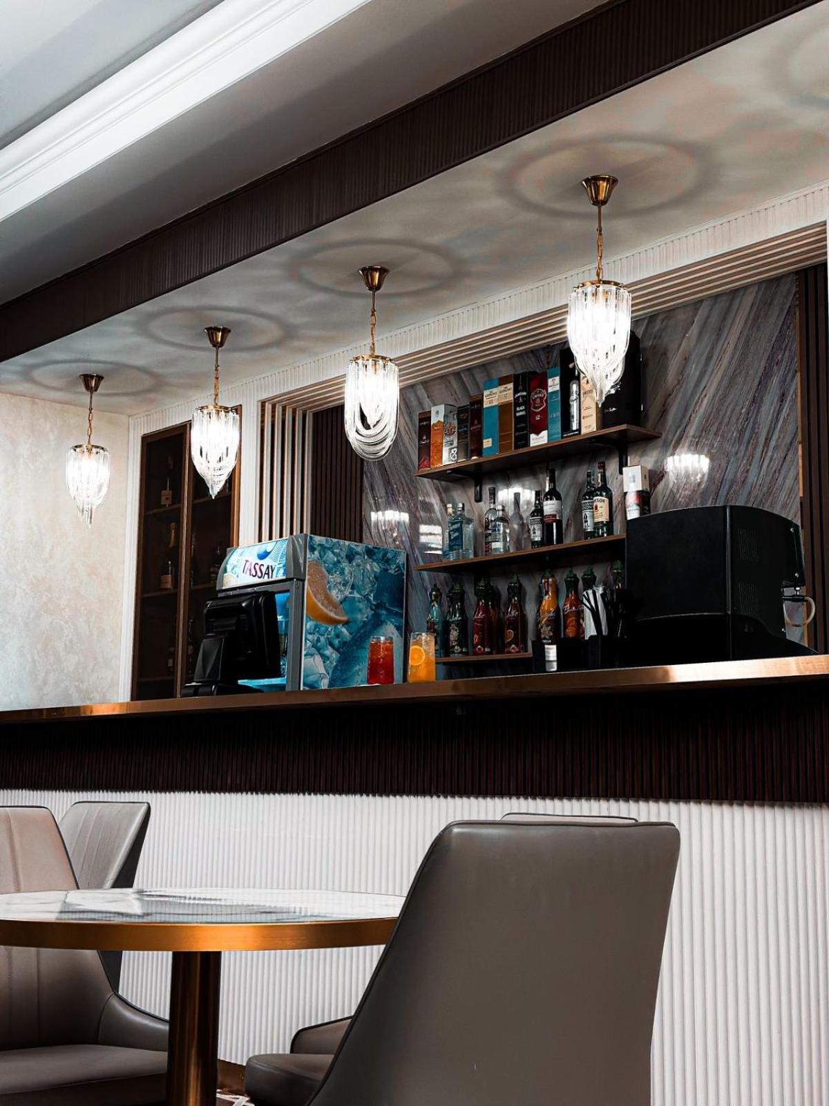 Hotel Jasmine à Taraz Extérieur photo