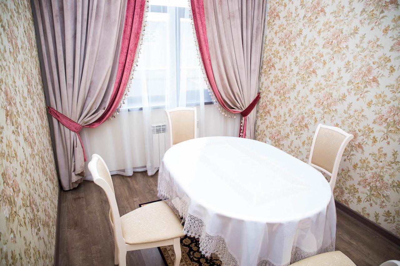 Hotel Jasmine à Taraz Extérieur photo