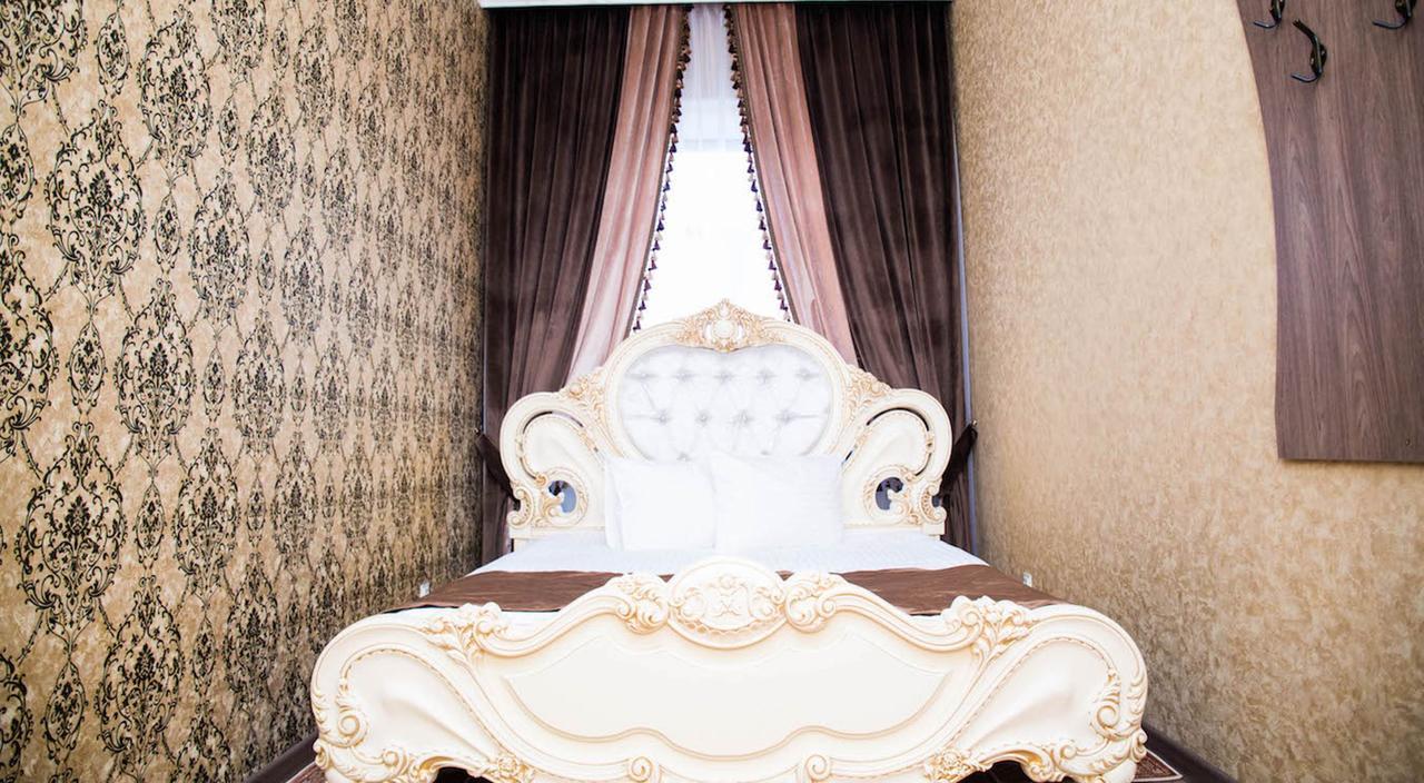 Hotel Jasmine à Taraz Extérieur photo